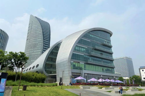 工業(yè)風混搭文藝腔 探訪上海肥皂廠里的網紅咖啡館與老廠房新生
